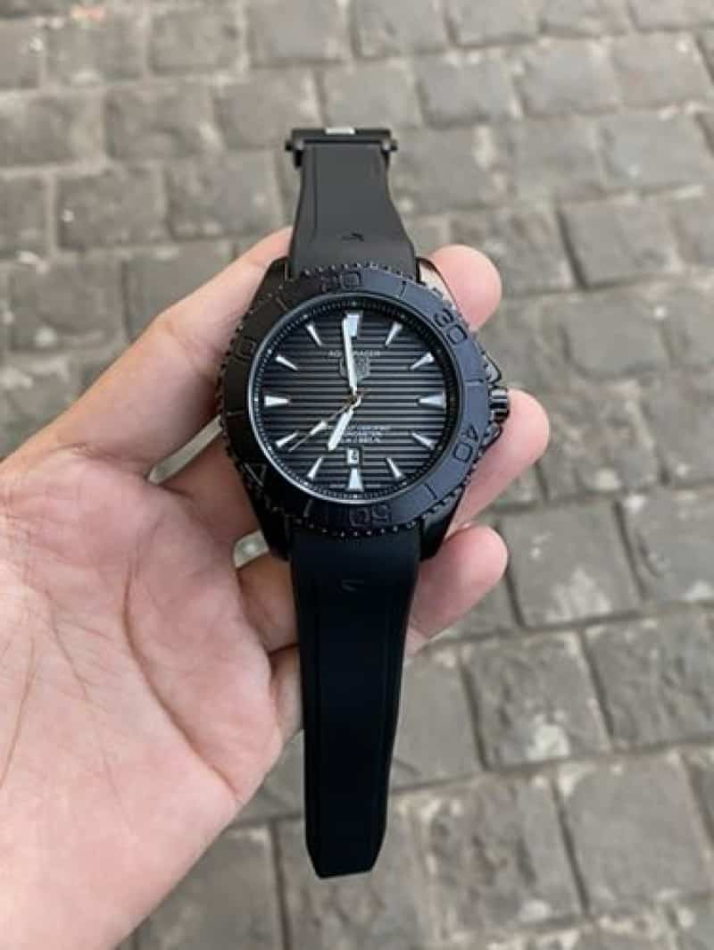 Tag he..u3R Aquaracer