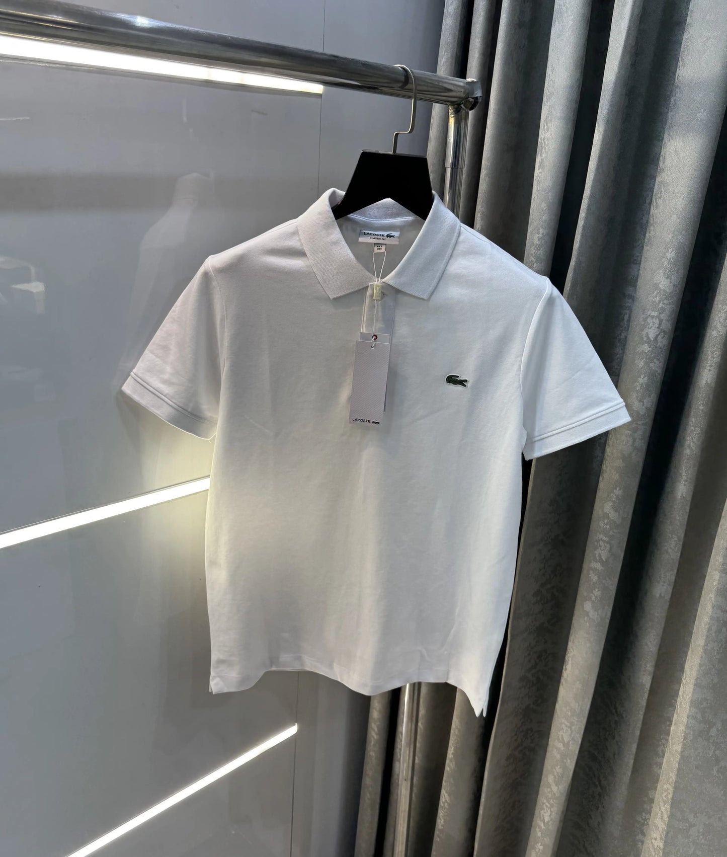 Lacost e White Embroidery Logo Premium Polo T-Shirt