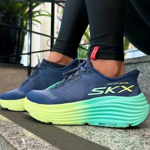 SKECHER_S SLIP IN MAX CUSHIONING ENDEAVOUR HA (1157