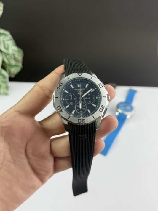 tA9 hE..uer Aquaracer