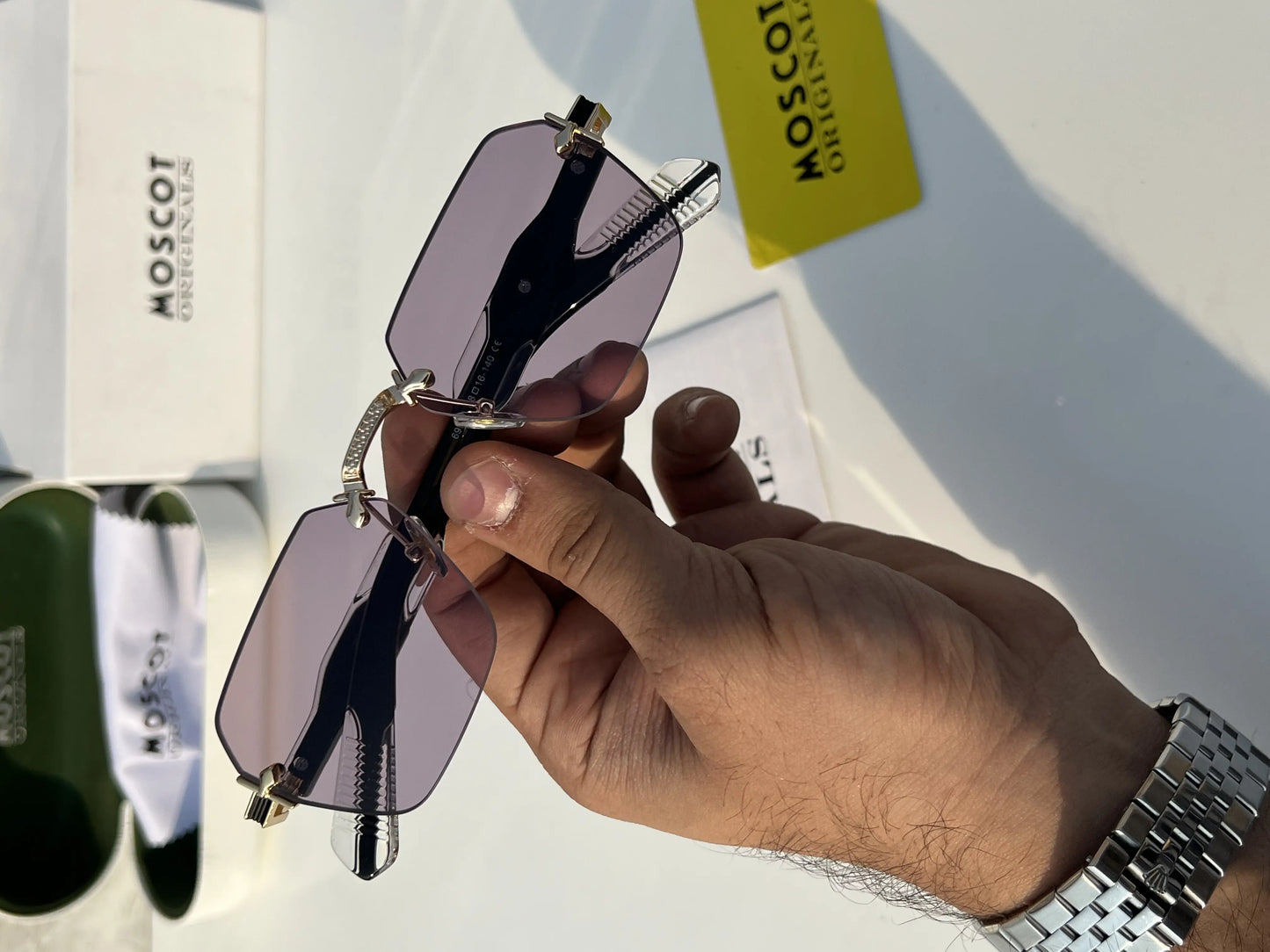 Moscot_69310_gold_violet