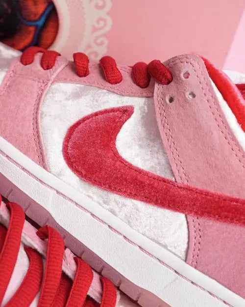 SB Dunk Low Strange Love Semi UA With Original Box Fix