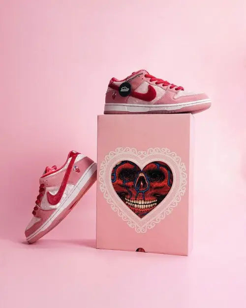 SB Dunk Low Strange Love Semi UA With Original Box Fix