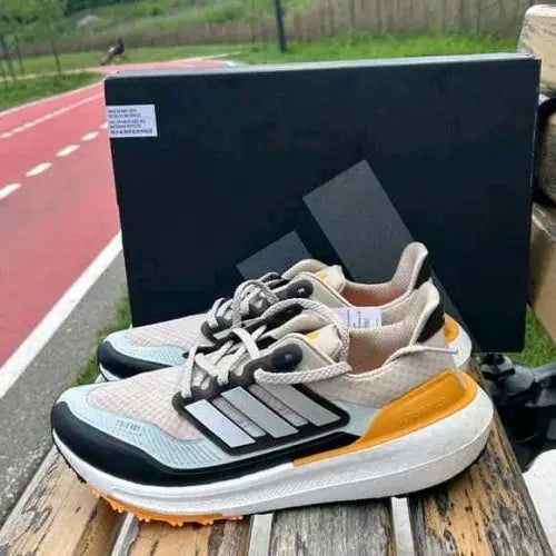 Adidass UltraBoost Light Cold RDY Wonder Beige Flas Orange