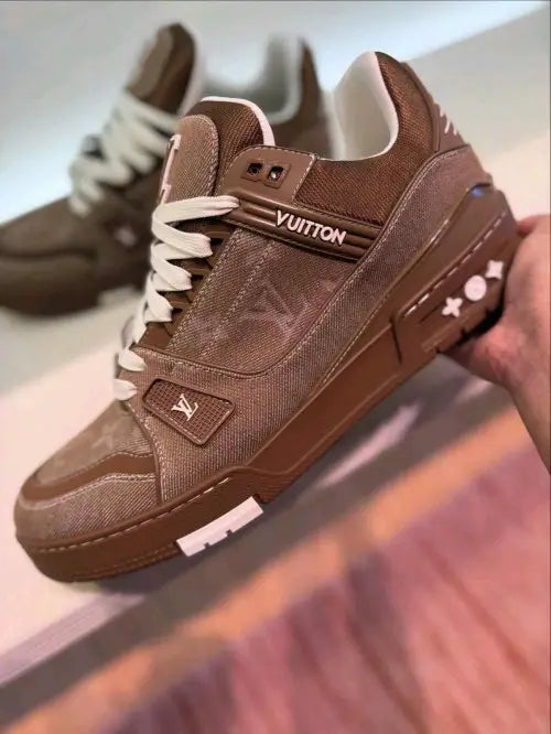 Louis_ Vuitton Trainer Brown Denim With All Accessories