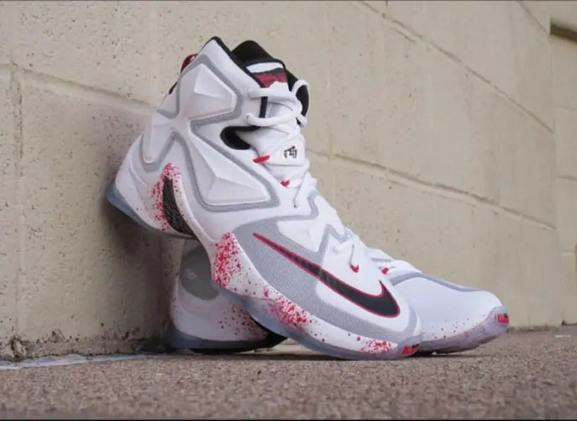 Nike LeBron 13 Horror Flick (337